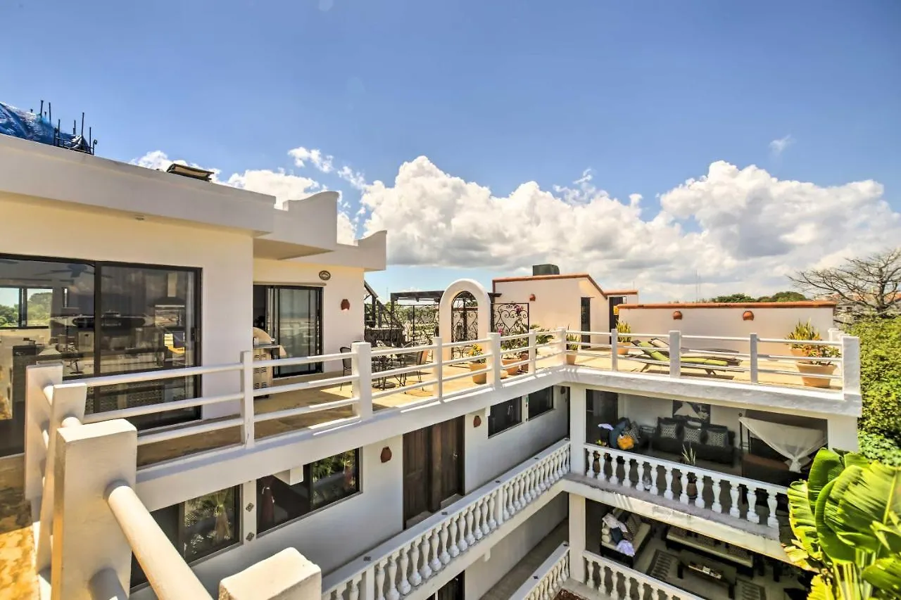 Gorgeous Penthouse Villa With Deck And Ocean Views! Cozumel Apartament